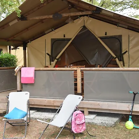 Camping*** Le Bois De Sophie Lacapelle-Marival